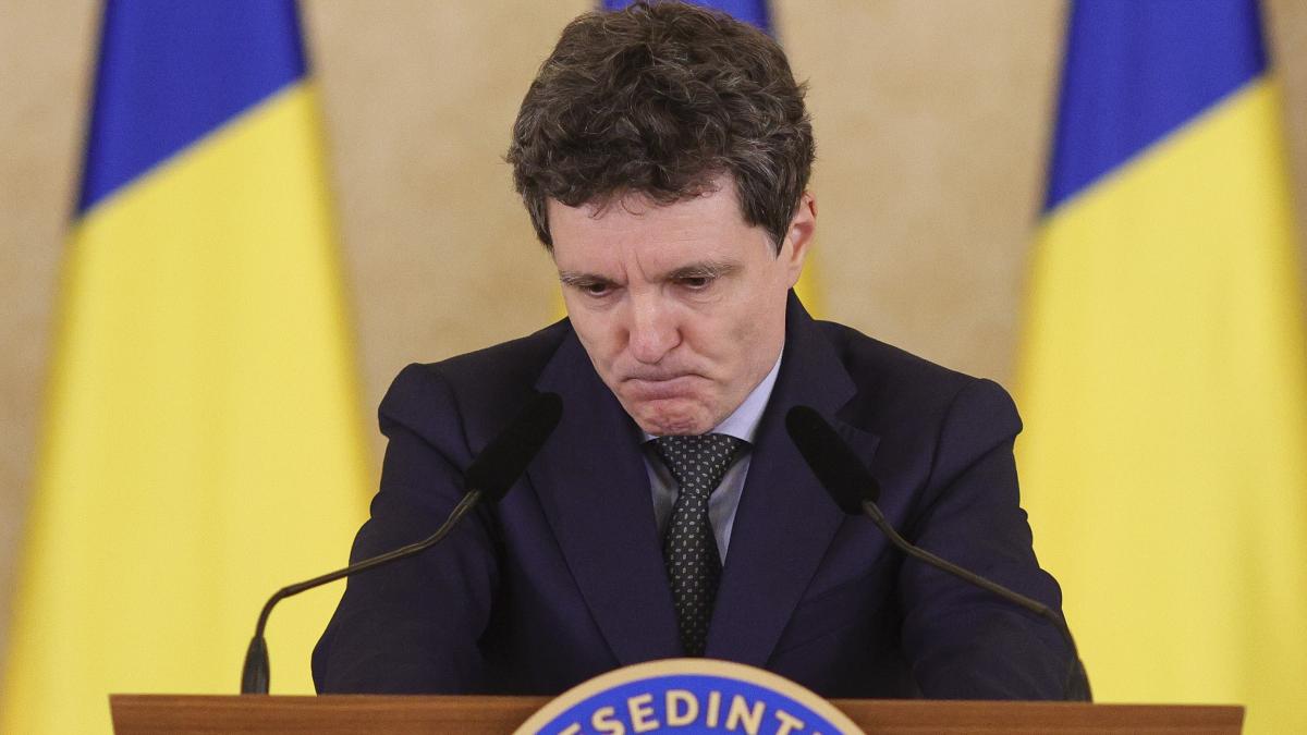 Marius Humelnicu critică promisiunile electorale ale lui Nicușor Dan privind majorarea TVA-ului