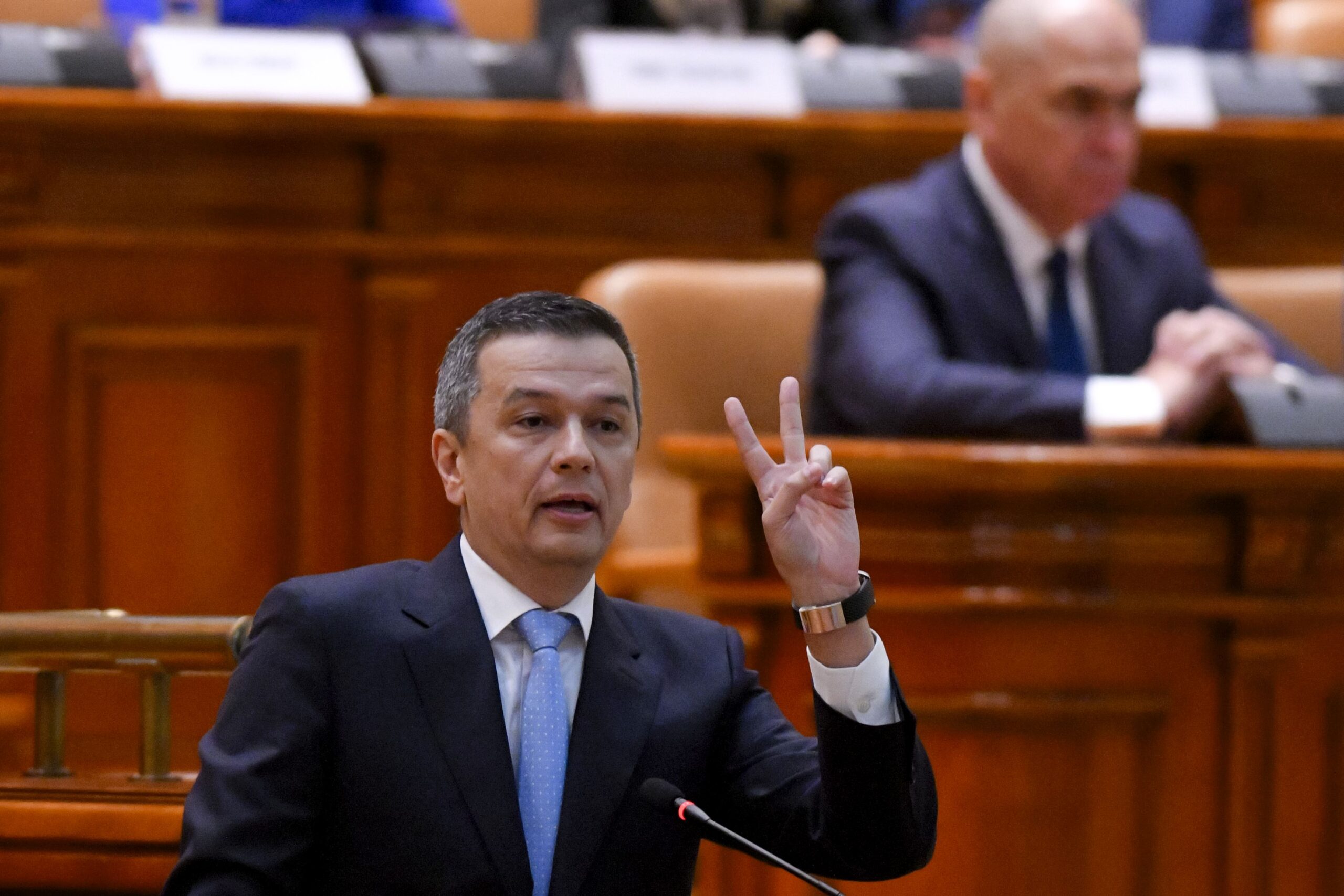 PSD justifică schimbarea poziției privind listarea companiilor de stat în programul lui Luca Niculescu