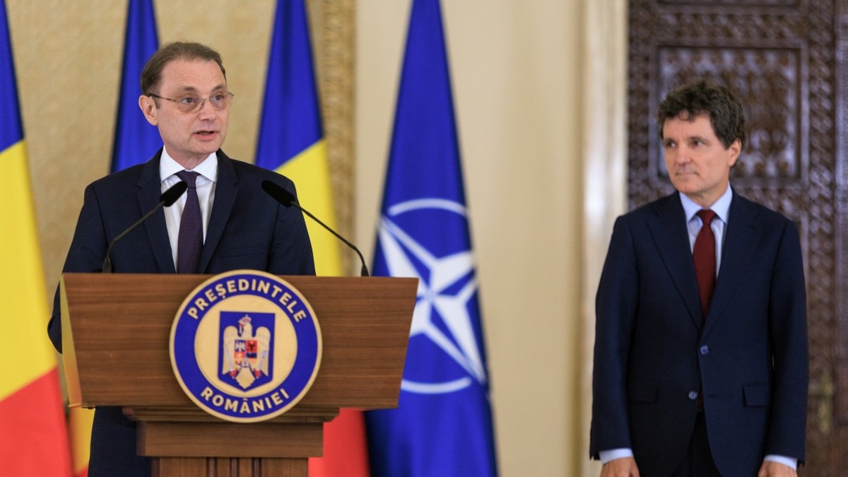 Cabinetul condus de Luca Niculescu se pregătește de învestire în Parlament cu un scor majoritar