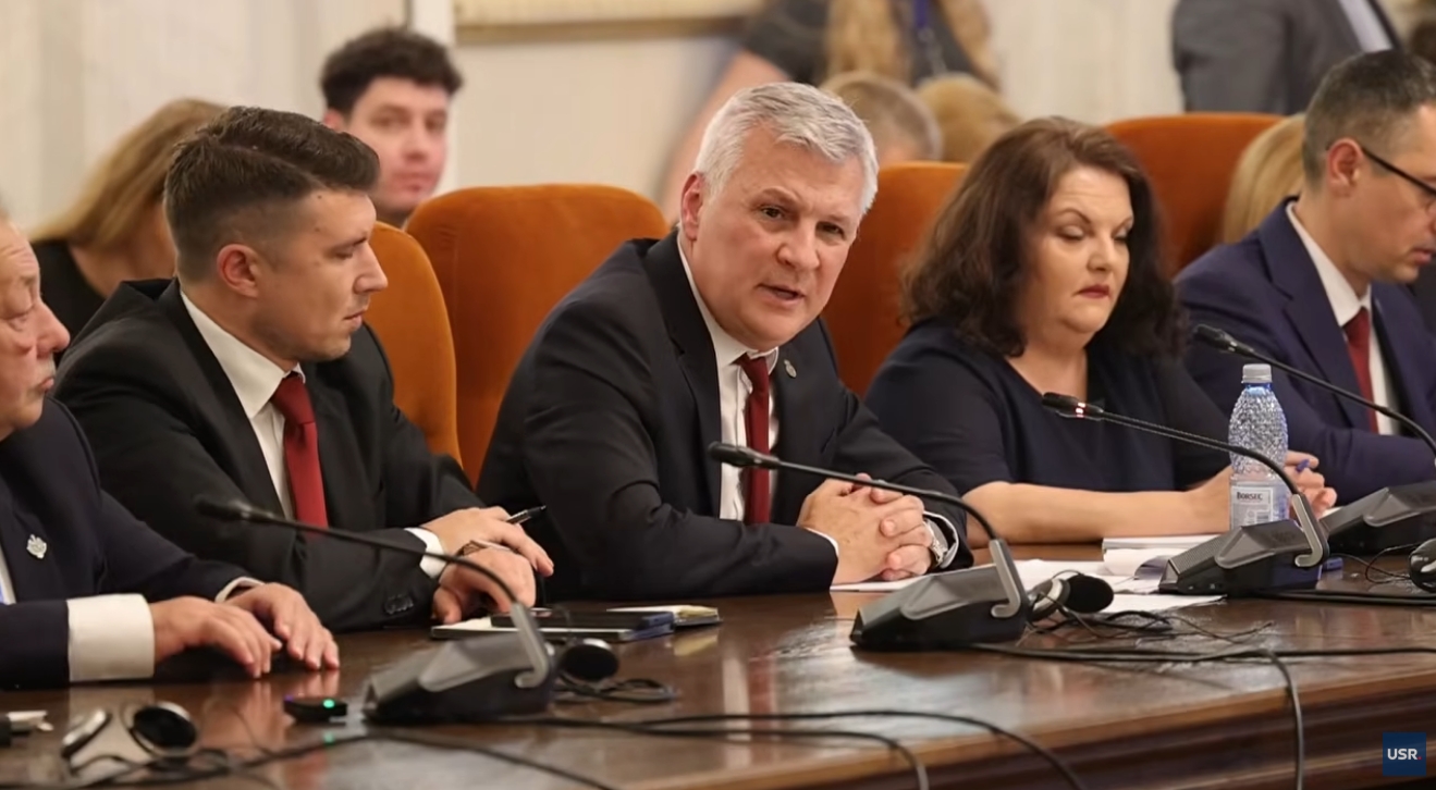 Daniel Zamfir s-a apărat în comisiile parlamentare după ce a declarat că nu va vota Guvernul Niculescu