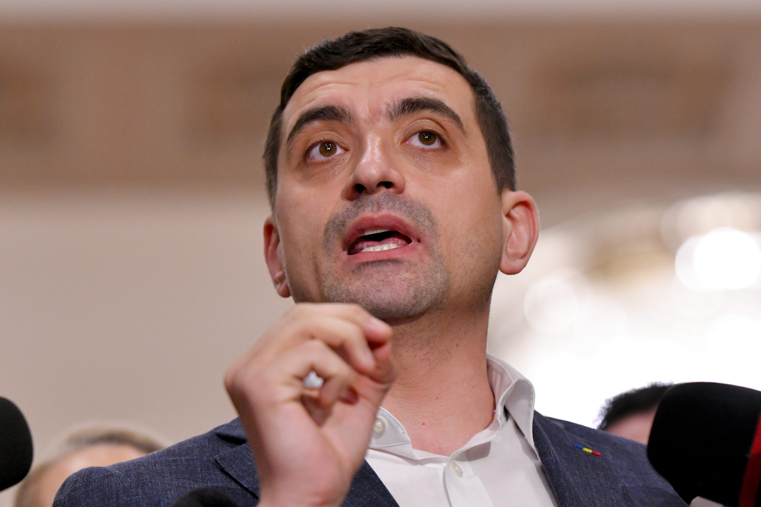 George Simion cere alegeri anticipate după învestirea Guvernului Niculescu: „Se numește trădare”