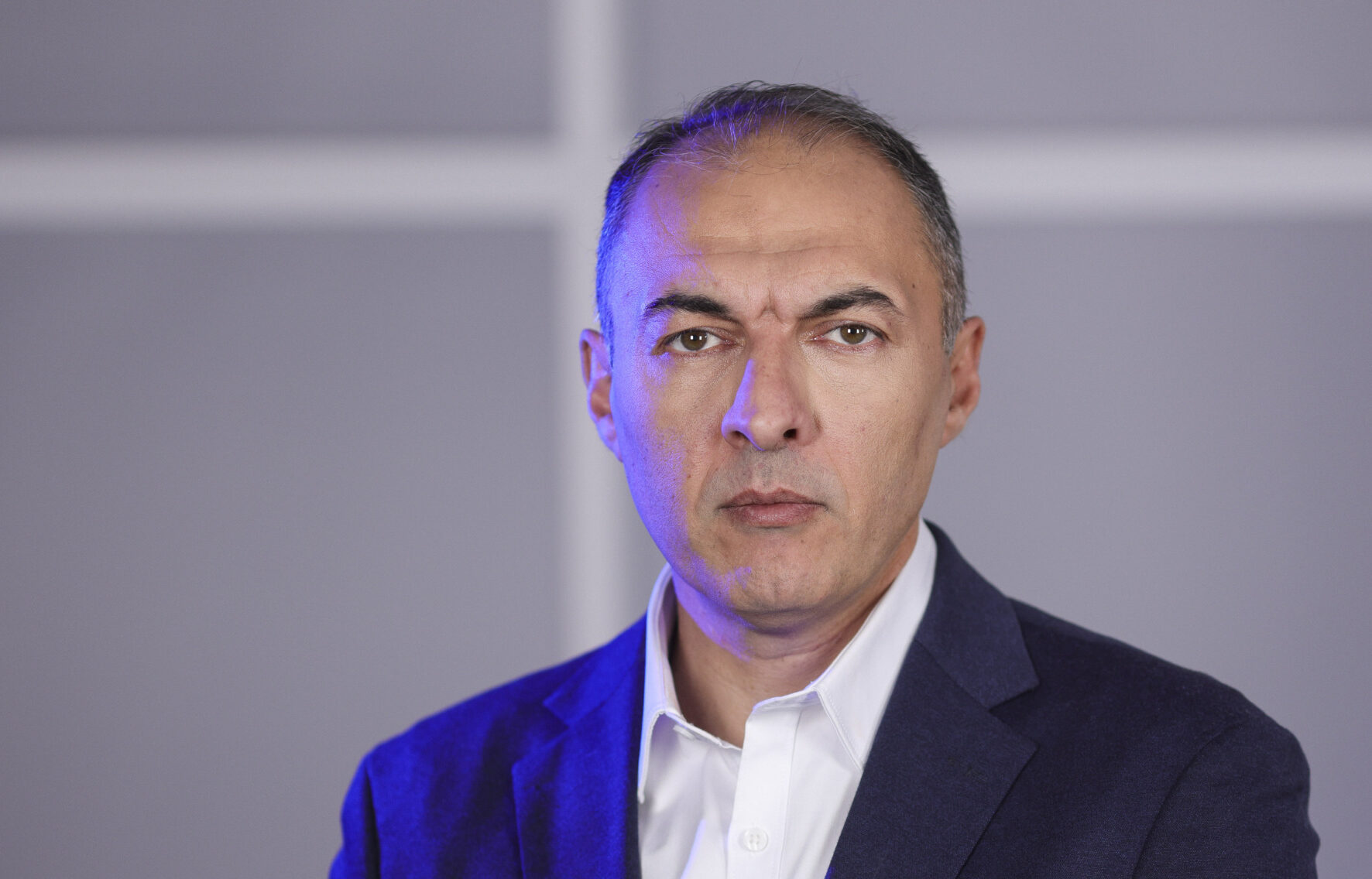 Noua configurație politică după încheierea crizei: Guvernul Luca Niculescu și noile linii de conflict