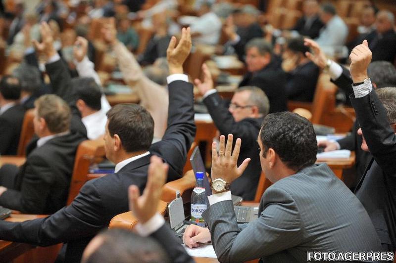 Misiunea lui Siegfried Mureșan în Parlament: Guvernul care se confruntă cu o majoritate fragilă