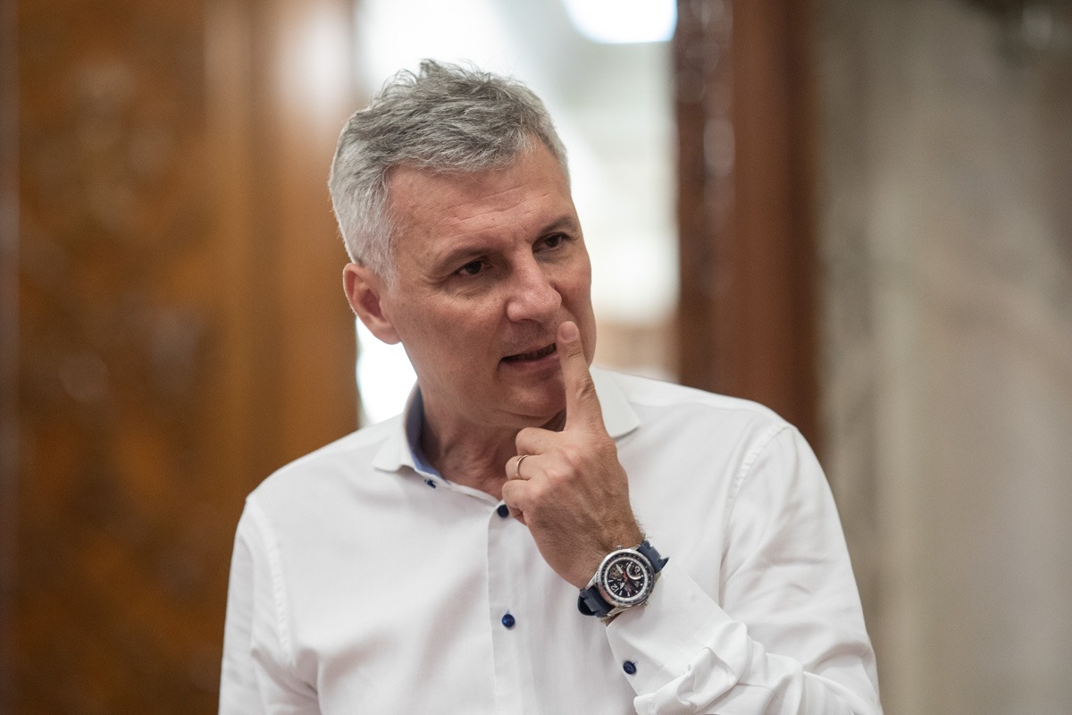 Daniel Zamfir atacă ironic foștii miniștri USR de la Ministerul Economiei după descoperirea unor probleme
