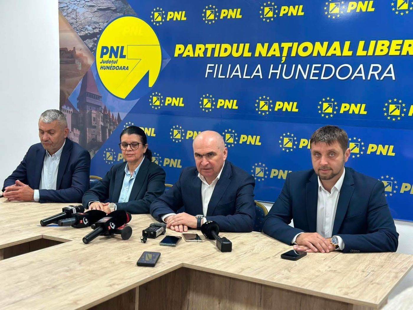 PNL cere PSD să dezmintă manipulările privind deficitul bugetar și să retragă comunicatul oficial