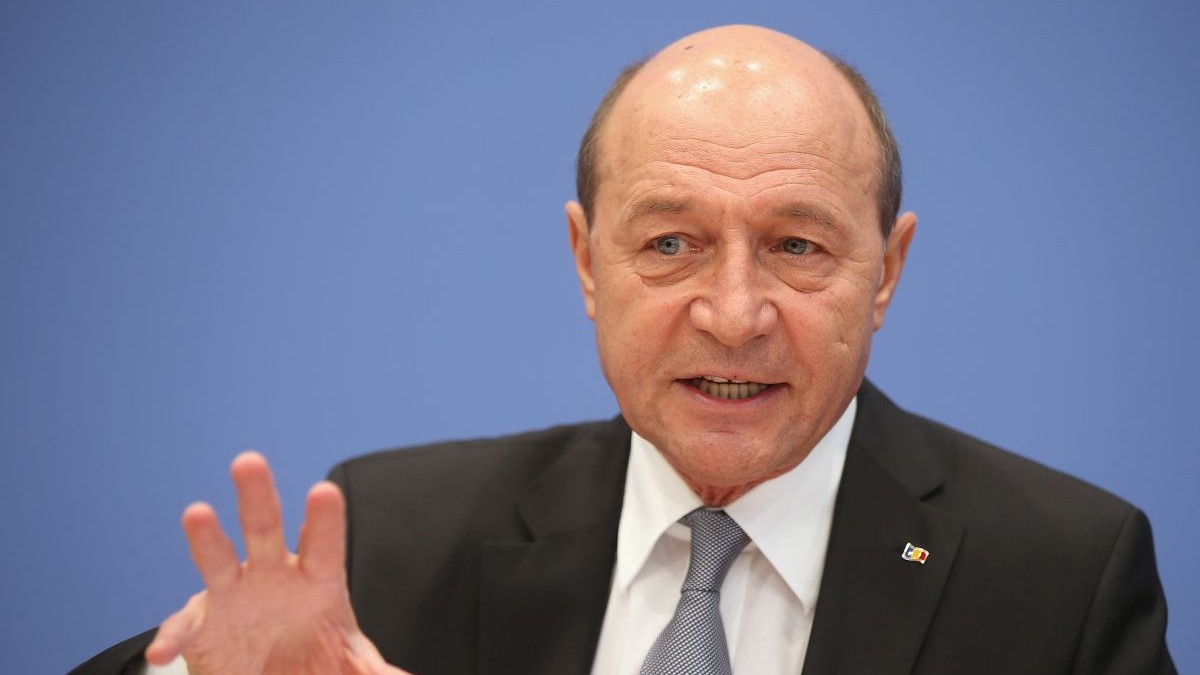 Traian Băsescu despre noul Guvern: Sorin Grindeanu va controla deciziile prin Marian Neacșu