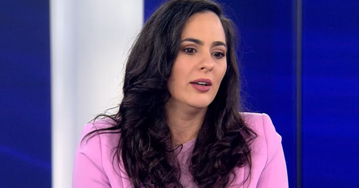 USR și PNL solicită înființarea unei comisii de anchetă pentru zborurile Mykonos-Nordis