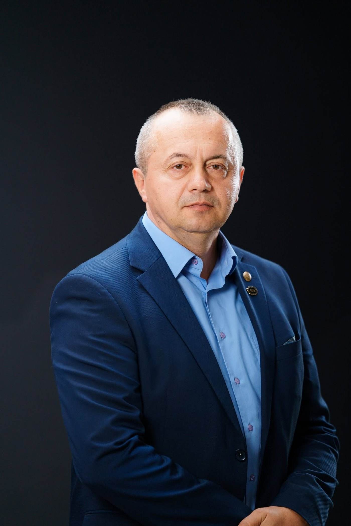 AUR propune judecarea rapidă a contestațiilor consilierilor excluși din partide