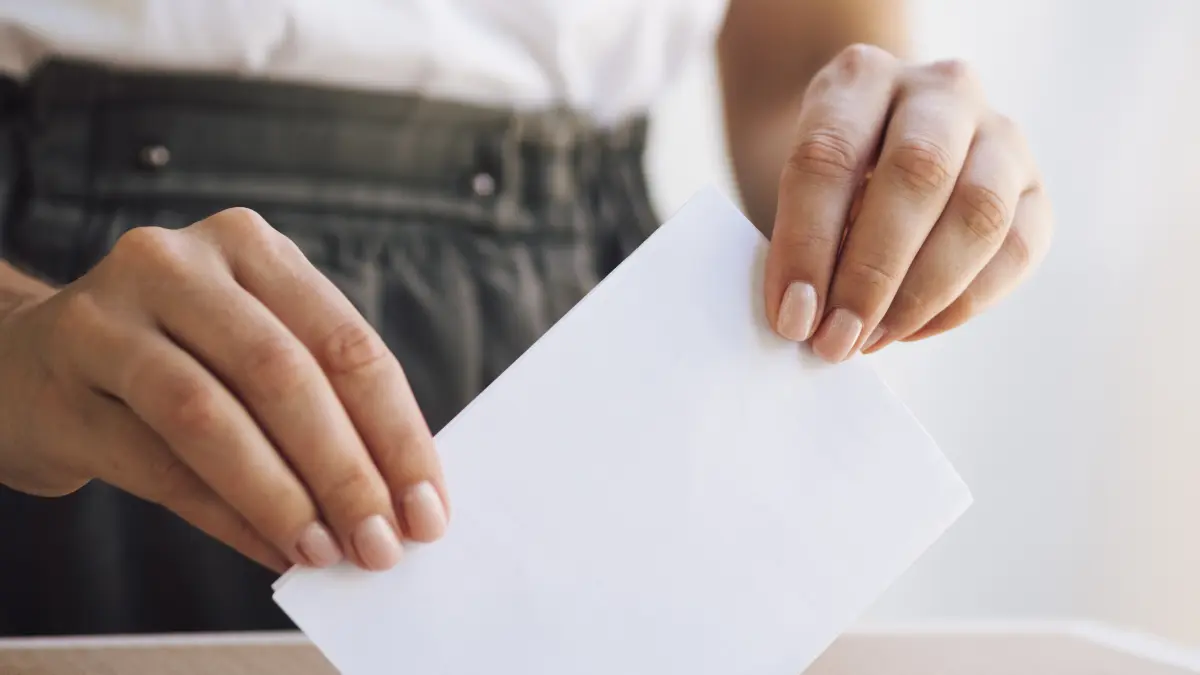 Sondaj Avangarde: AUR conduce în intenția de vot pentru alegerile parlamentare, PSD este pe locul doi