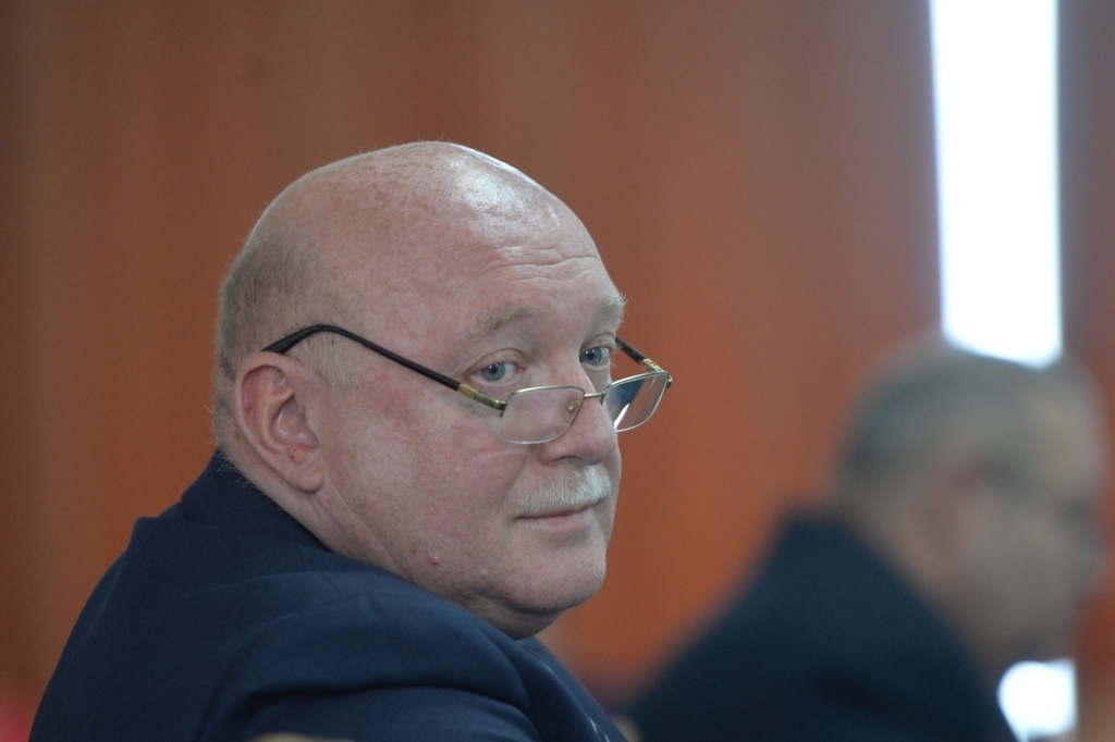 Judecătorul de la CCR, Cristian Deliorga, a fost surprins într-un jet privat cu politicieni în Mykonos