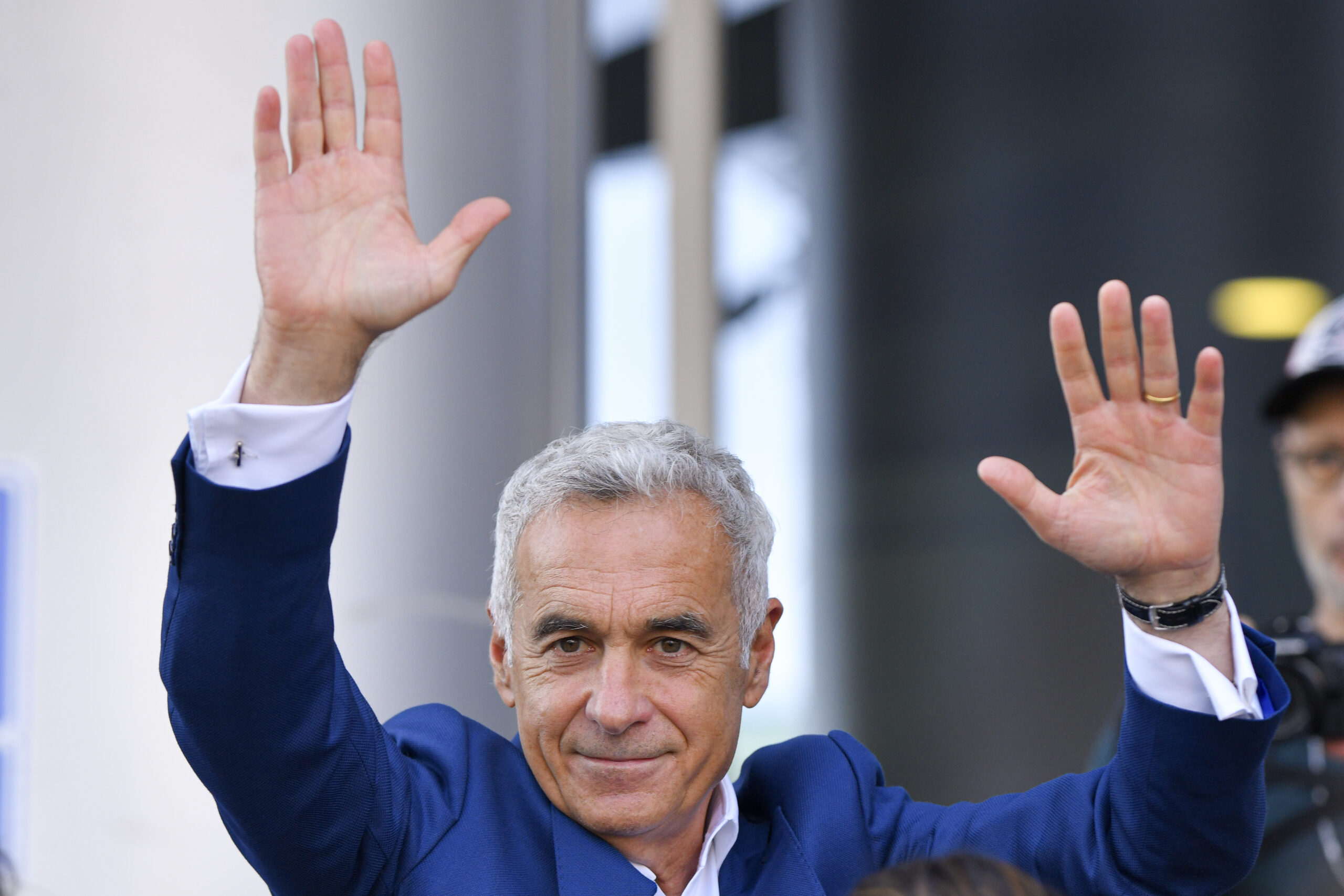 Dosarul Călin Georgescu: DIICOT urmărește fluxurile financiare în Austria, Elveția, Anglia și Letonia