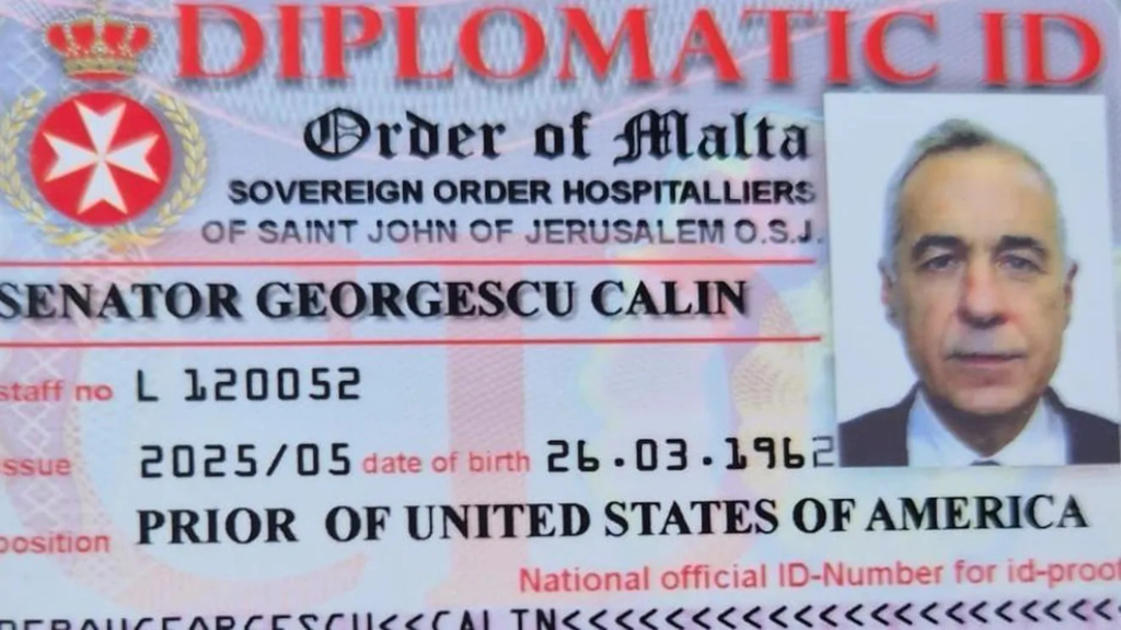 Legitimație diplomatică falsă găsită la Călin Georgescu în urma perchezițiilor DIICOT