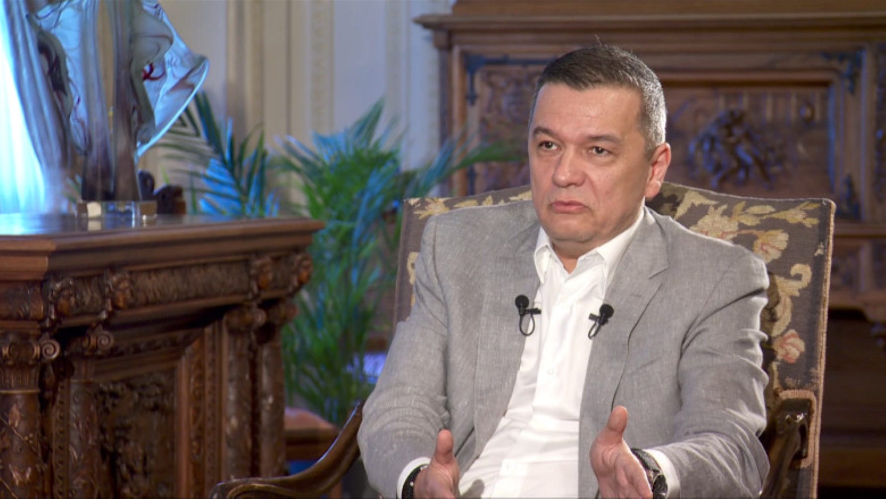 PSD intensifică manevrele politice: Grindeanu a început discuțiile cu ambasadorii Franței, Germaniei și Regatului Unit