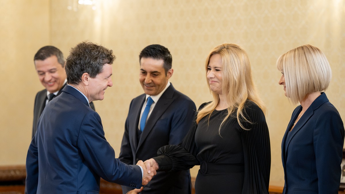 Nicișor Dan pregătește un nou scenariu politic: Guvern susținut de PSD după 15 octombrie