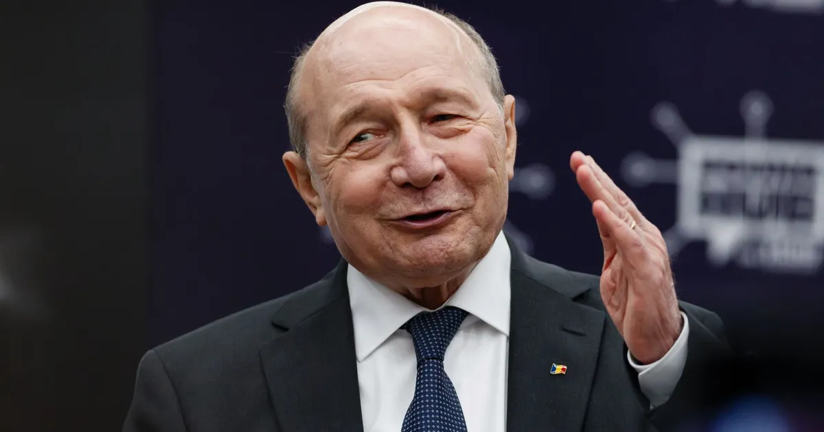 Traian Băsescu critică liniile roșii din politică și analizează posibilitatea unui Guvern PSD-AUR