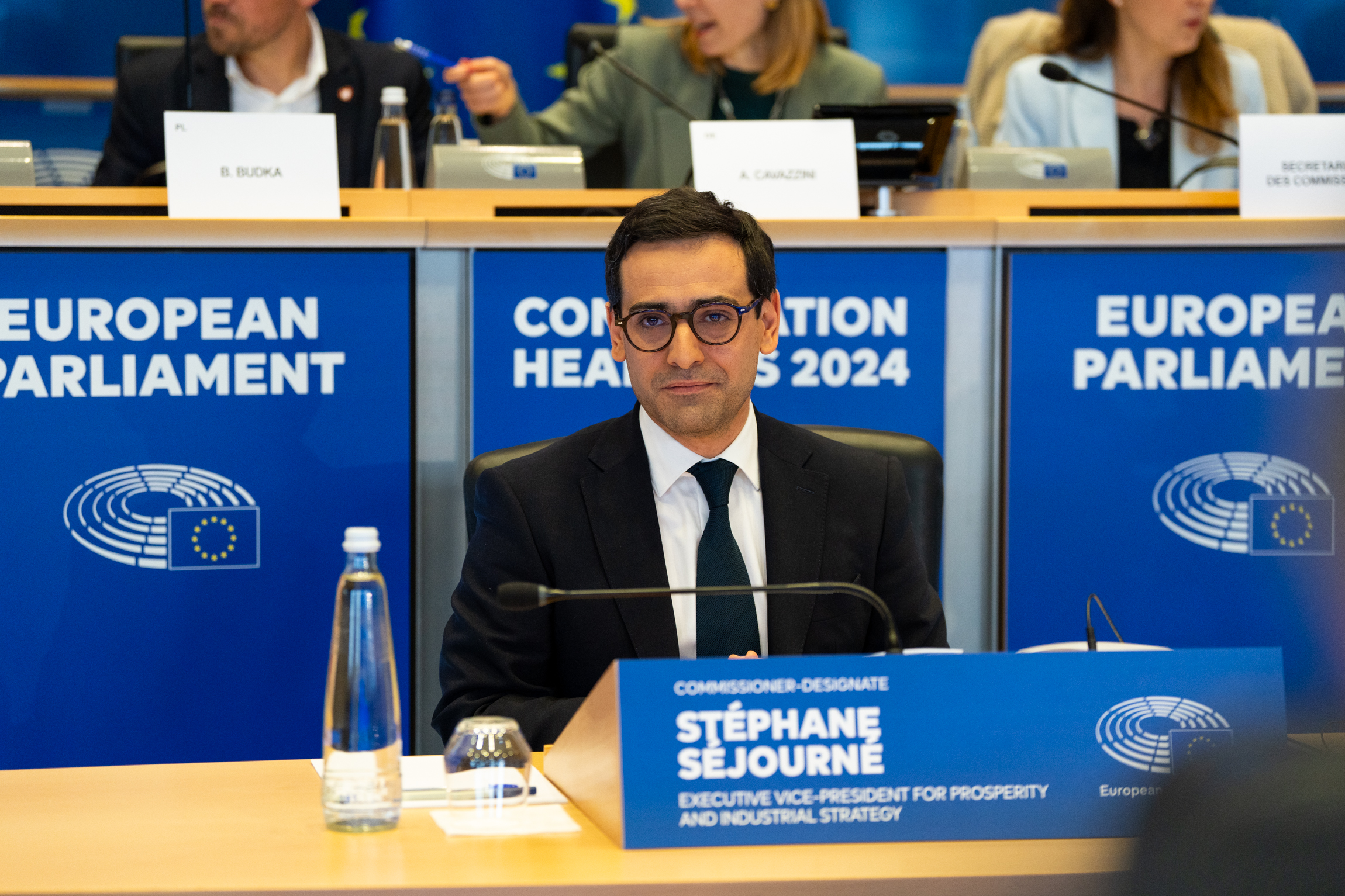 Audieri parlamentare pentru Cabinetul Mureșan: Mircea Abrudean a primit aviz favorabil, în timp ce AUR a lipsit