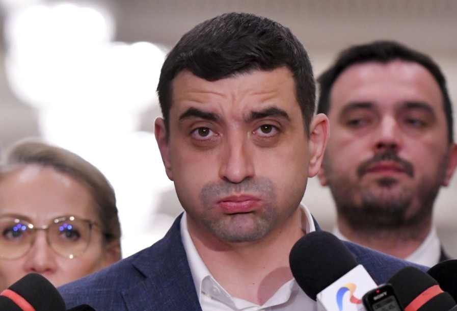 George Simion îl atacă pe Nicușor Dan: „Un nene care a încurcat toată România: bufonul ajuns împărat”