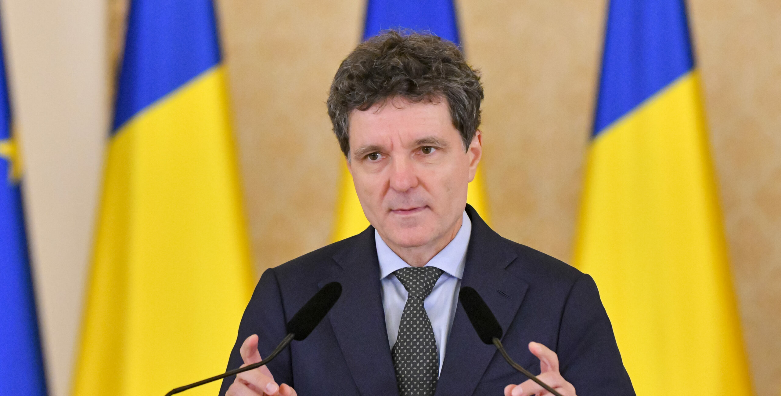 Nicușor Dan începe consultările la Cotroceni pentru desemnarea unui nou premier