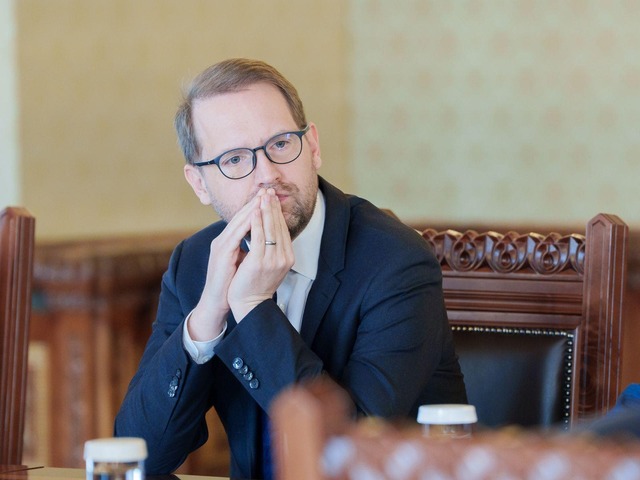 USR impune condiții pentru susținerea lui Luca Niculescu: nicio prezență sau control PSD în guvern