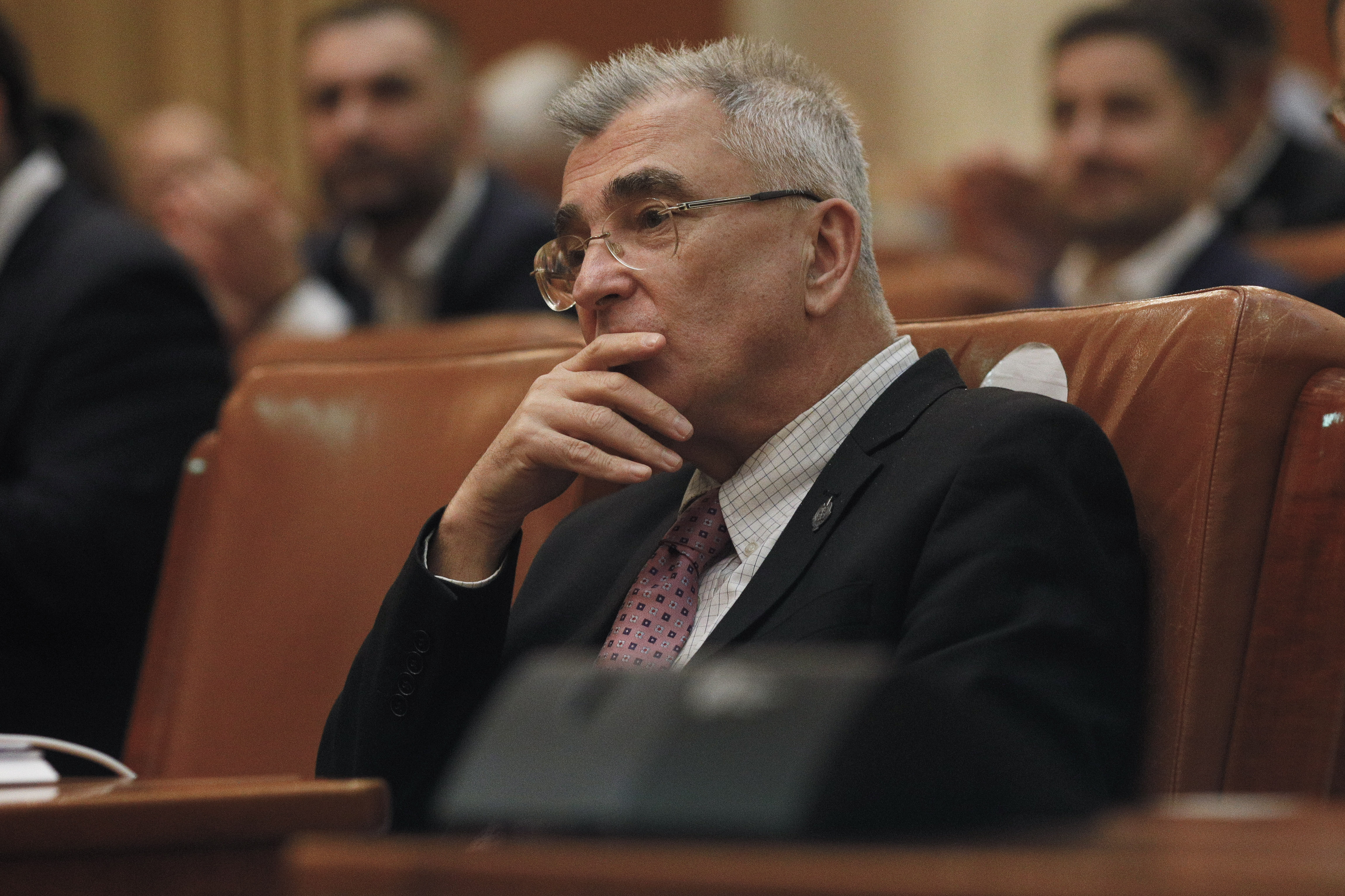 AUR refuză să voteze Guvernul condus de Luca Niculescu: Nu vom participa la vot