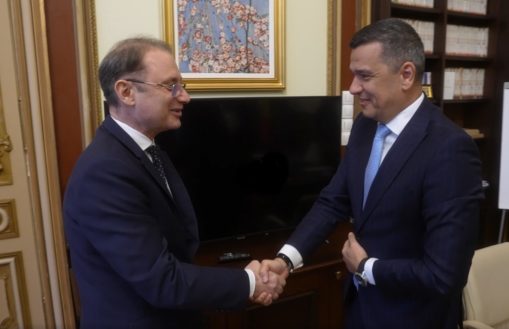 Luca Niculescu negociază la PSD. Social-democrații cer renunțarea la măsurile de austeritate ale Guvernului Bolojan