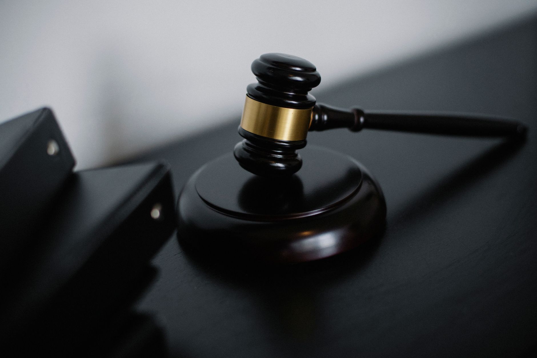 Bogdan Peșchir, trimis în judecată pentru coruperea alegătorilor prin TikTok și criptomonede