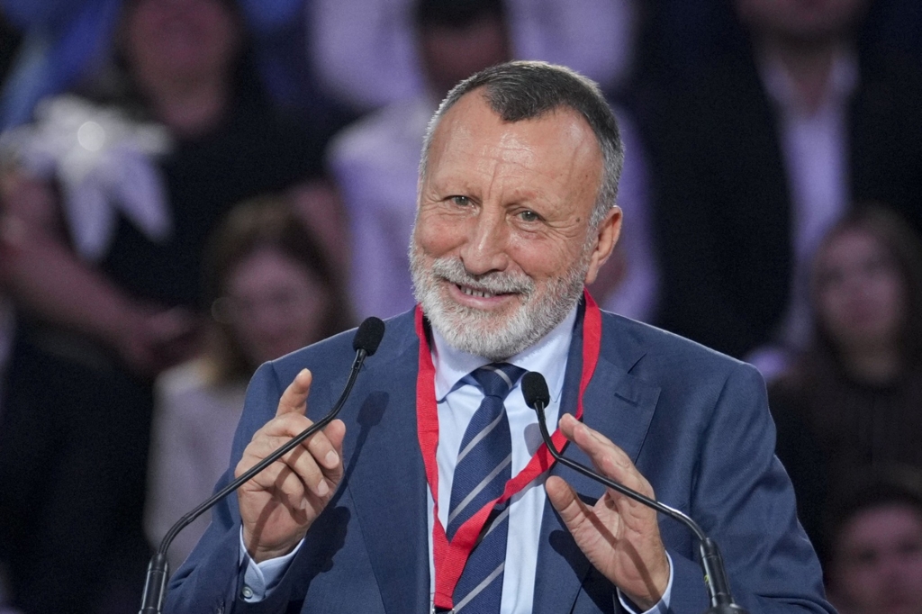 PSD Olt respinge zvonurile despre trecerea senatorului Paul Stănescu la AUR: „Îl avem pe cel original!”