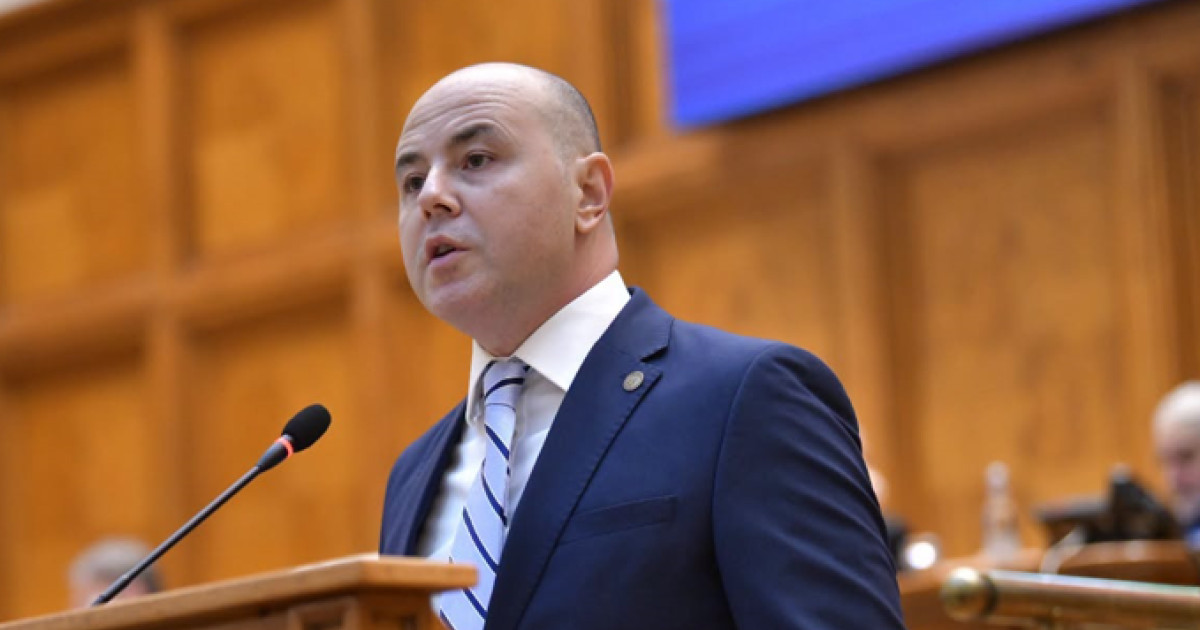 Alexandru Muraru atacă PSD și grupările din PNL: „Își trimit bezele” pentru o alianță