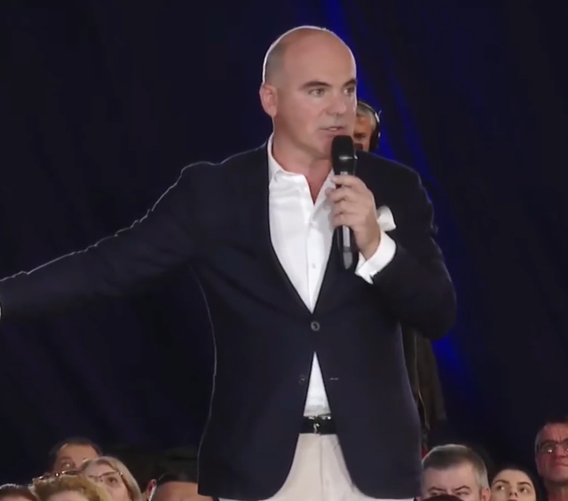 Rareș Bogdan: USR și PNL pregătesc un măritiș care ar putea duce la un scor sub 20%