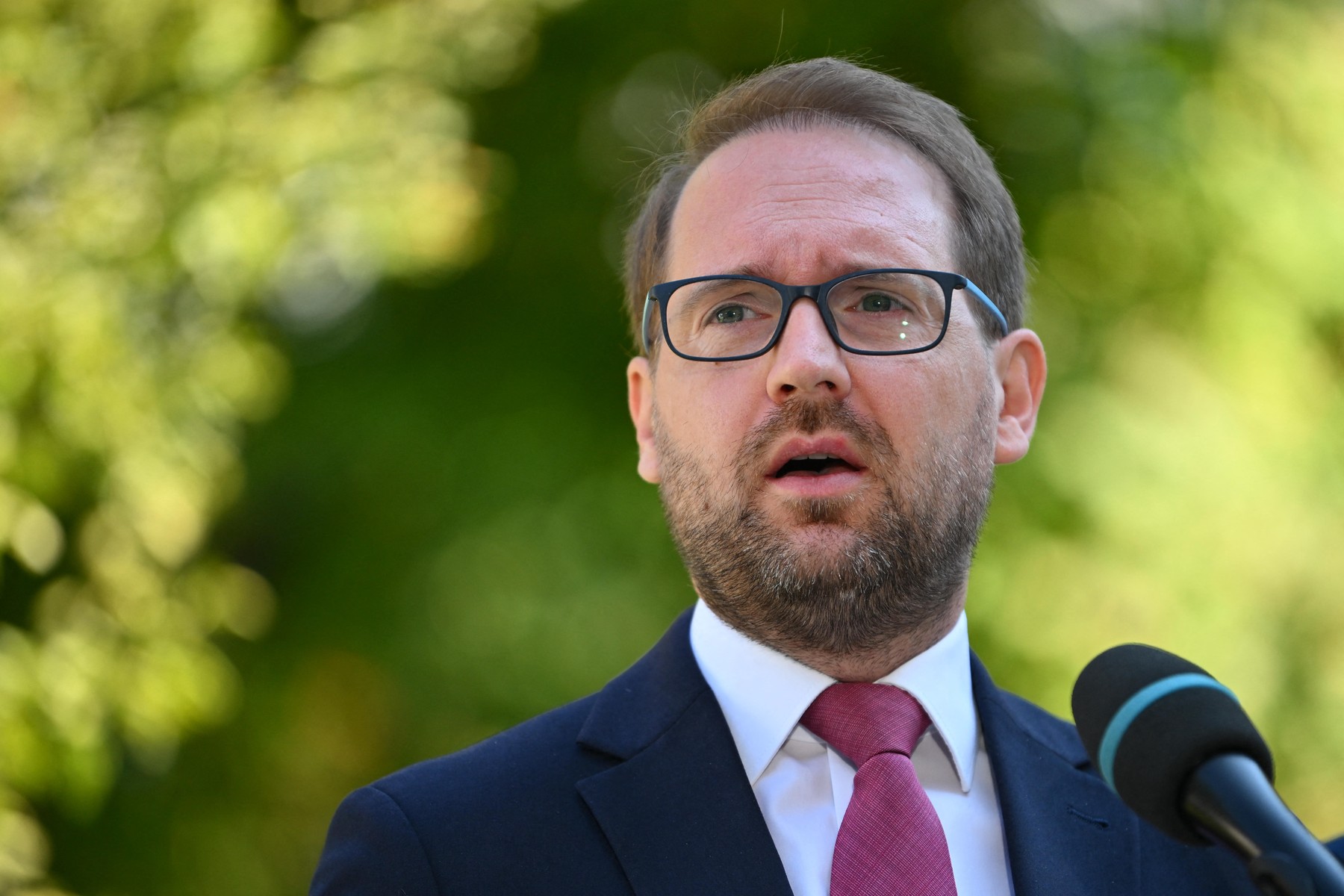 Dominic Fritz refuză acordurile de culise: USR nu va susține un guvern fără o majoritate clară