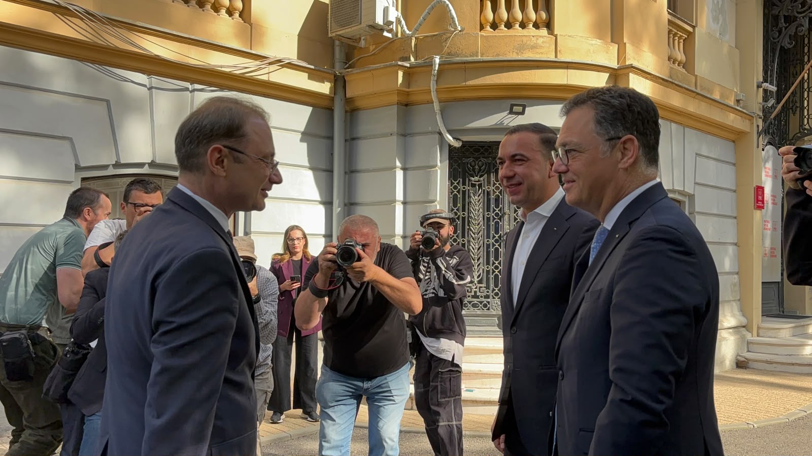 PSD decide miercuri dacă va intra la guvernare. Grindeanu critică ideea unui guvern tehnocrat