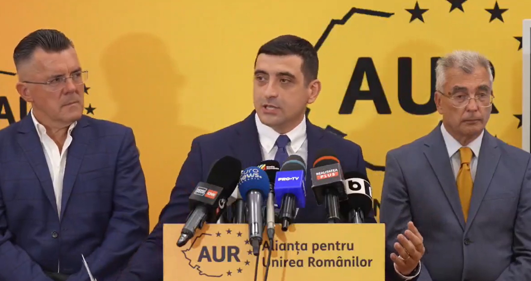 George Simion anunță că parlamentarii AUR vor refuza învestirea Guvernului Luca Niculescu